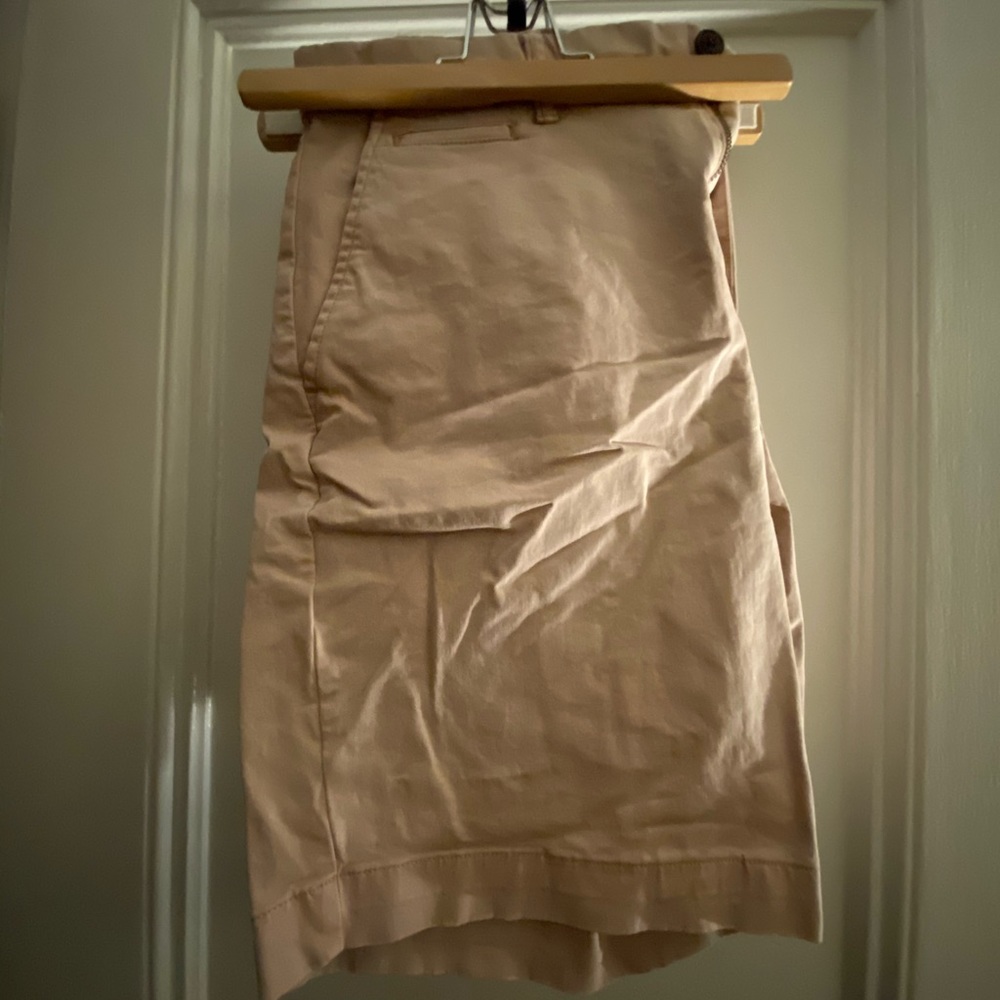 Gap Men’s Light Pink Chino Shorts